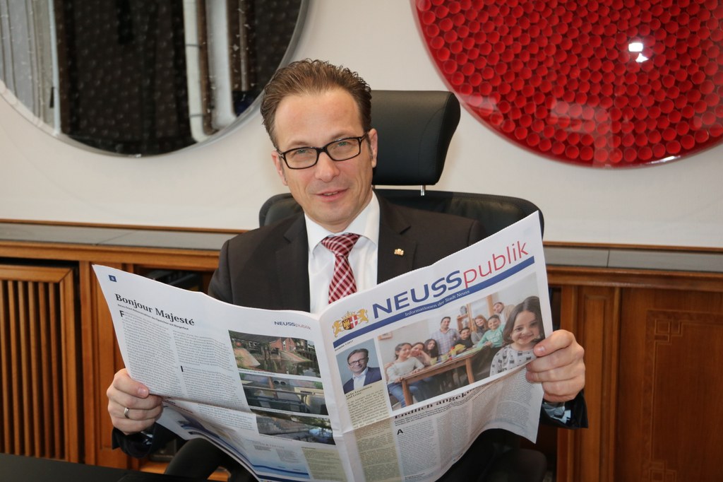 NEUSSpublik erschienen